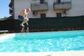 in piscina da Marco